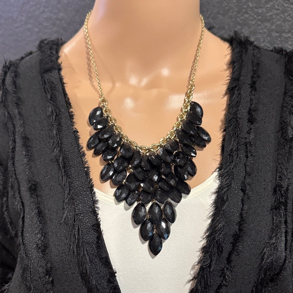 Elegant Black and Gold Statement Necklace